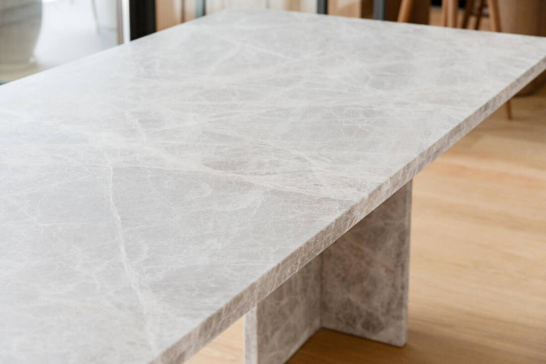 Mesa comedor Canto 5